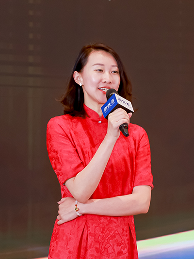 贾晓薇